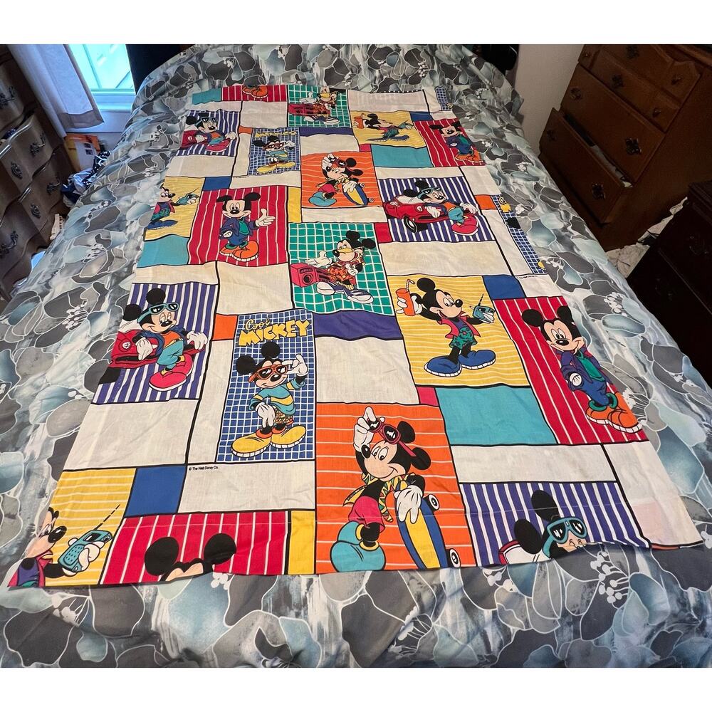 Vintage 90s The Walt Disney company 4 Panel curtains